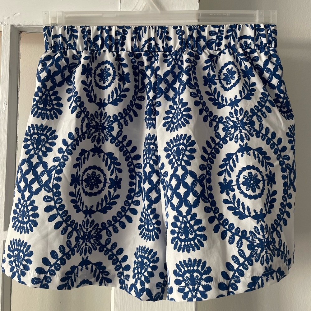 SHEIN Blue and White Coastal Boho Women’s Shorts